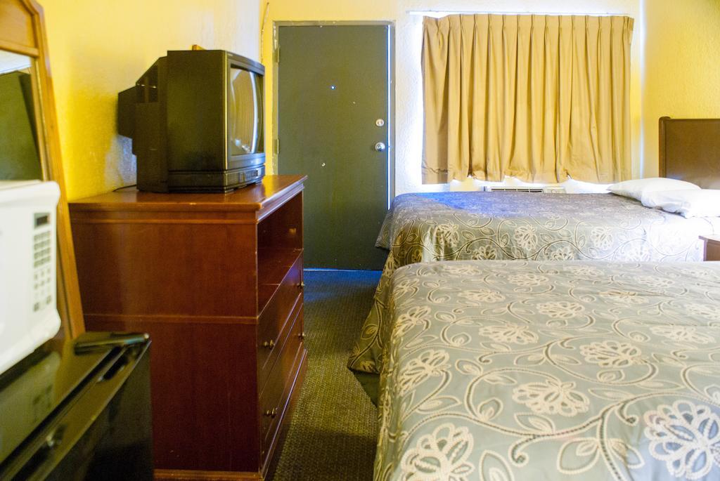 Sweets Inn Motel New Orleans Room photo